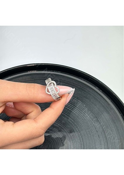 Kalp Figürlü, Zirkon Taşlı Yüzük 32, Gümüş Renk, Ayarlanabilir fiyatları