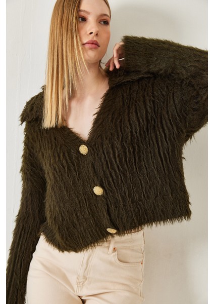 Kadın Polo Yaka Gold Düğmeli Kürk Görünümlü Hırka fırsatları