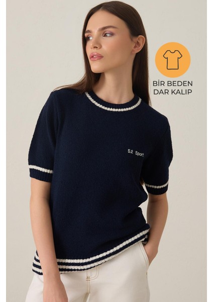 Lacivert Bisiklet Yaka Çizgi Detaylı Kısa Kollu Dar Kalıp Triko Bluz