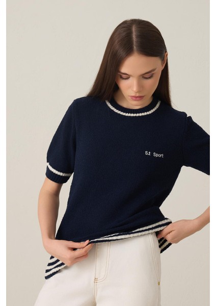 Lacivert Bisiklet Yaka Çizgi Detaylı Kısa Kollu Dar Kalıp Triko Bluz modelleri
