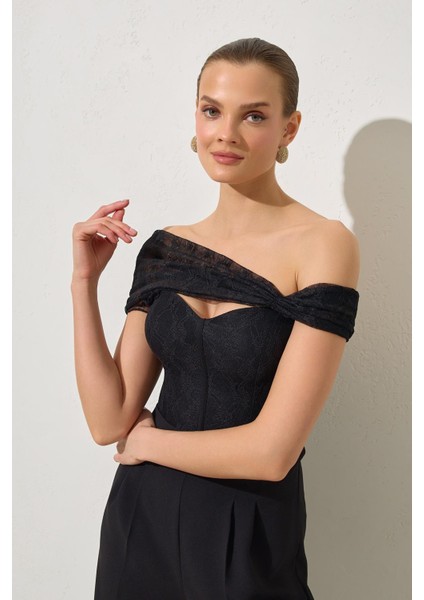 Siyah Kol ve Dantel Detaylı Pantolonlu Tulum fırsatları