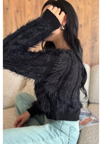 Kadın Sakallı Triko Kazak P-00017980 fırsatları