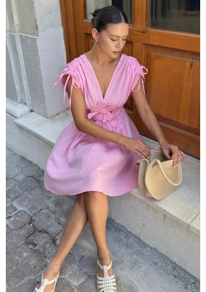 Papatya Aplikeli Kısa Elbise P-00017974 fiyatları