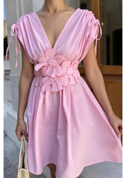 Papatya Aplikeli Kısa Elbise P-00017974 fırsatları