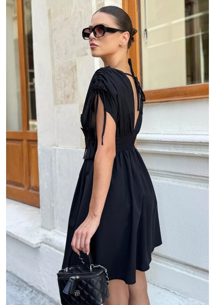 Papatya Aplikeli Kısa Elbise P-00017974 modelleri