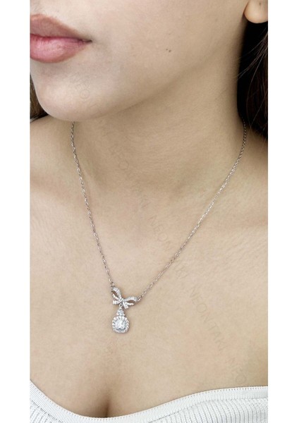 Kolye, Zirkon Taşlı, Kararmayan Paslanmaz Çelik, Kurdela Detaylı, Gümüş Renk, Model358 fiyatları