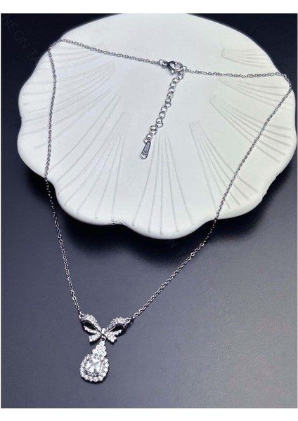 Kolye, Zirkon Taşlı, Kararmayan Paslanmaz Çelik, Kurdela Detaylı, Gümüş Renk, Model358 fırsatları