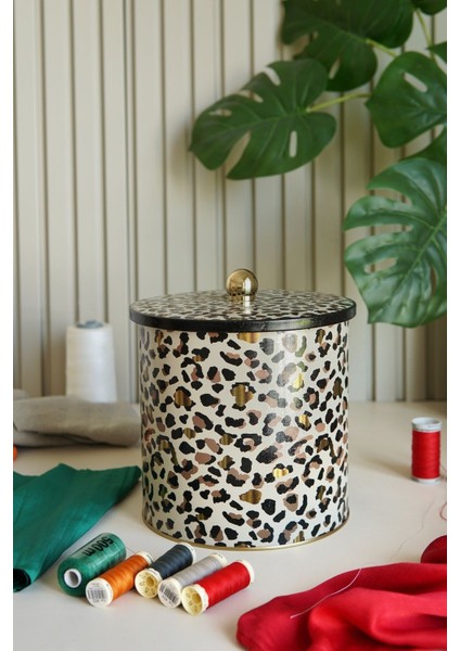 ER147-V4 Leo Desenli Yuvarlak Metal Saklama Kabı 17.5 cm modelleri