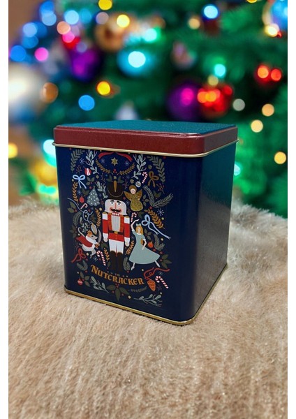 ER024-V1 Tales Nutcracker Desenli Kare Metal Saklama Kabı 12X12 cm fırsatları