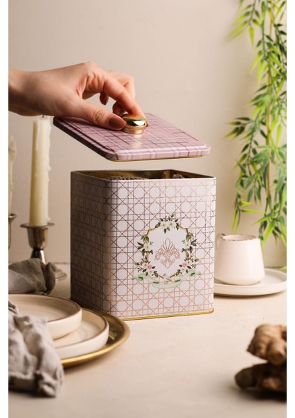 ER023-U7 Rosy Desenli Kare Metal Saklama Kabı 12X12 cm