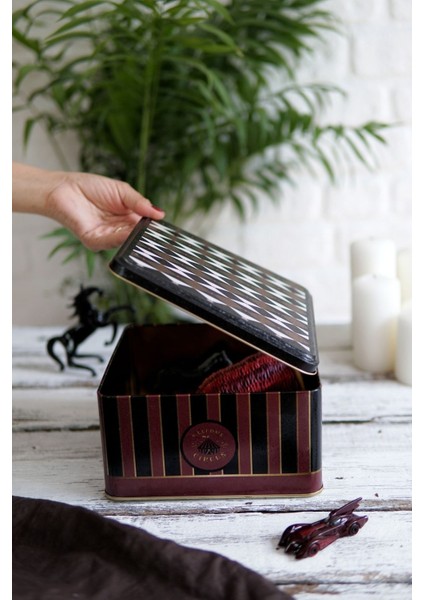 ER028-9E Circus Black Desenli Kare Metal Saklama Kabı 20X20 cm