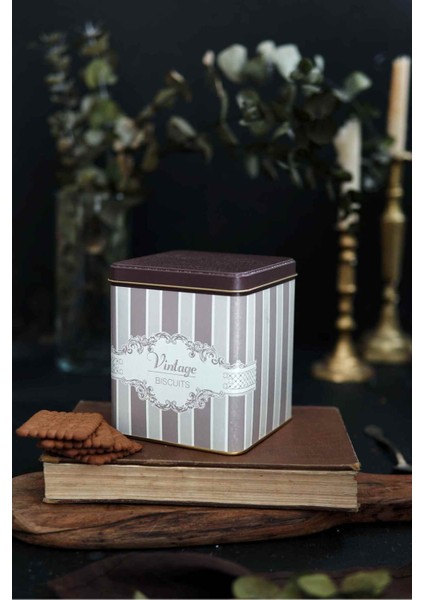 ER024-3J Elegance Biscuits Desenli Kare Metal Saklama Kabı 12X12 cm fiyatları