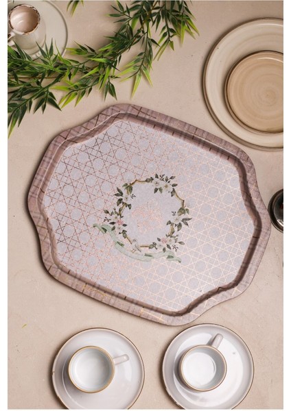 EE166-U7 Rosy Desenli Özel Şekil Tepsi 28X33 cm