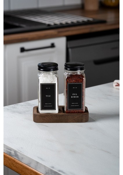 2'li Ahşap Standlı Cam Baharatlık Seti Kapaklı Siyah Etiketli Baharatlık modelleri