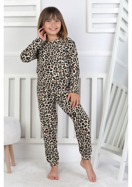 Minik Uyku Avcısı - Vahşi Rahatlık Serisi Leopar Desenli Kız Çocuk Pijama Takımı modelleri