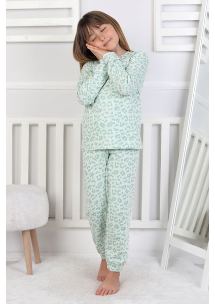 Minik Uyku Avcısı - Vahşi Rahatlık Serisi Leopar Desenli Kız Çocuk Pijama Takımı