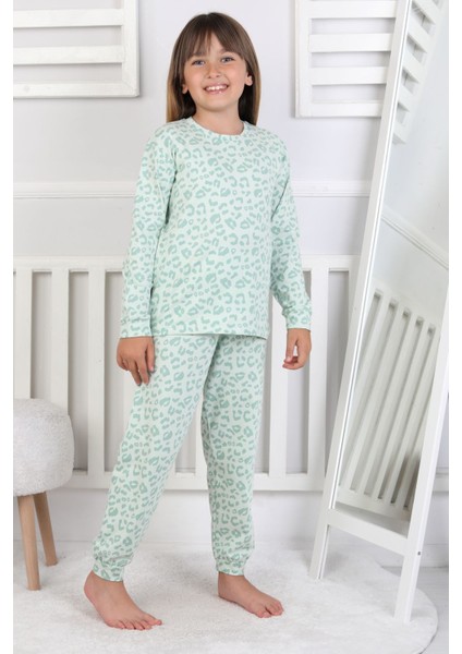 Minik Uyku Avcısı - Vahşi Rahatlık Serisi Leopar Desenli Kız Çocuk Pijama Takımı fırsatları