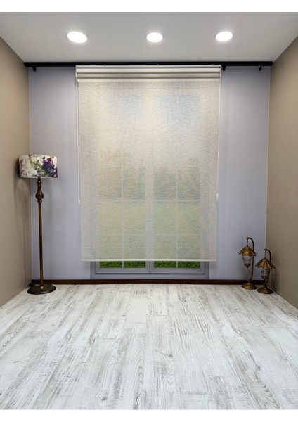 Çift Mekanizmalı Açık Gri Çizgili Desenli Tül ve Beyaz Mat Stor Perde