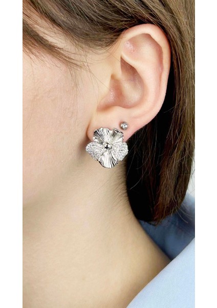 Zirkon Taşlı, İğnesi Gümüş Çiçek Formunda Küpe 642, Gümüş Renk