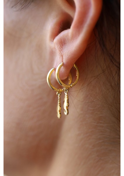 14 Ayar Altın Denizatı Obje Detaylı Halka Küpe indirimleri