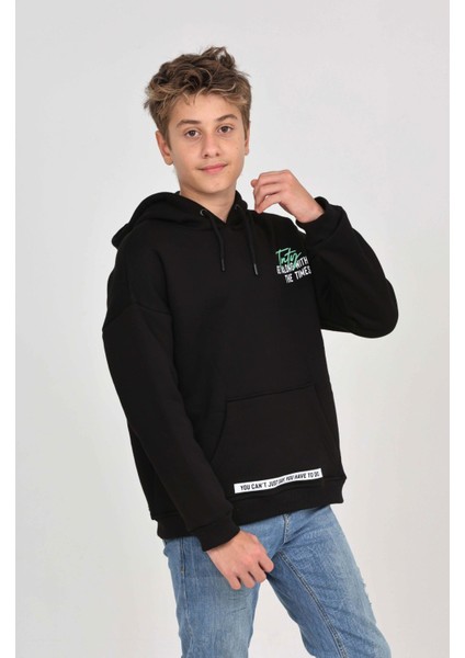 Erkek Çocuk Tnty Nakışlı Sweatshirt fırsatları