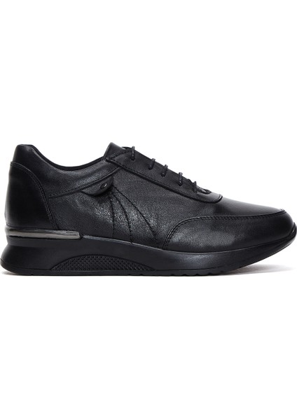 Kadın Siyah Bağcıklı Deri Casual Ayakkabı 25AFD412318