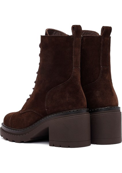 Kadın Kahverengi Fermuarlı Kalın Topuklu Süet Deri Postal Bot 25WFD141110