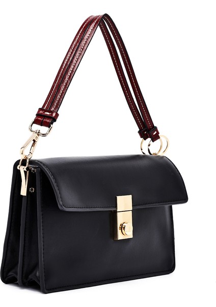 Kadın Siyah Uzun Askılı Çapraz Çanta 25ABD244018