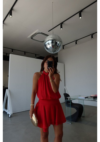 Boydan Bağlamalı Altı Fırfırlı Mini Elbise indirimleri