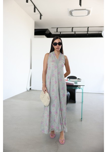 Çiçek Desenli Üzeri Tül Ayarlanabilir Askılı Elbise