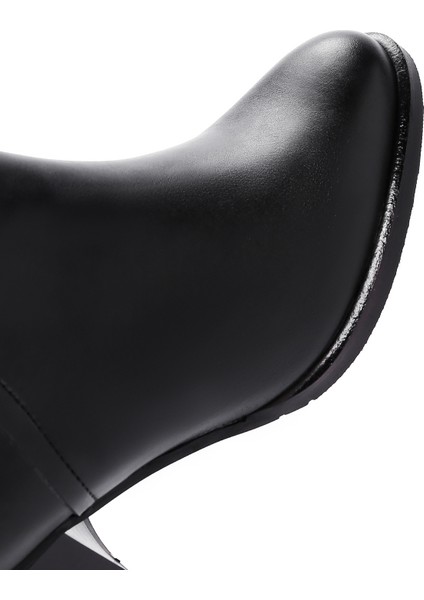 Kadın Siyah Fermuarlı Kalın Topuklu Bot 25WFE250418