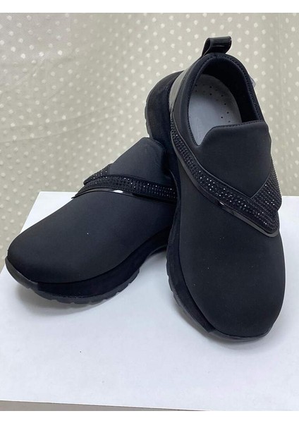 0000066 Siyah Renkli Krok Deri Lastikli Paraşüt Kumaş Yürüyüş Ayakkabısı