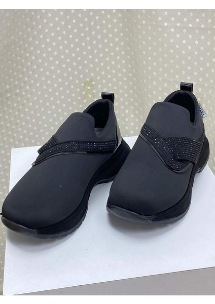 0000066 Siyah Renkli Krok Deri Lastikli Paraşüt Kumaş Yürüyüş Ayakkabısı fiyatları