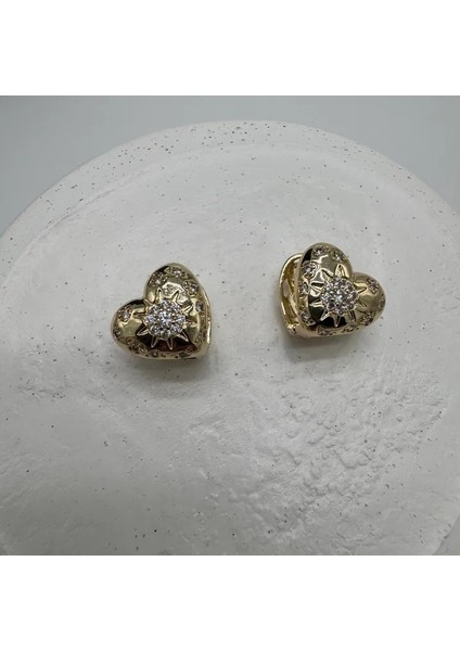 Özel Seri Vintage Model Taşlı Kalp Küpe - Gold