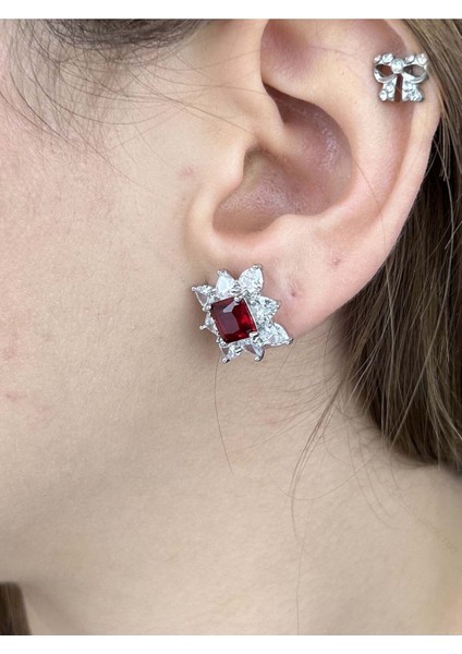 Zirkon Taşlı, Baget Model, Paslanmaz Çelik Küpe 488, Gümüş Renk