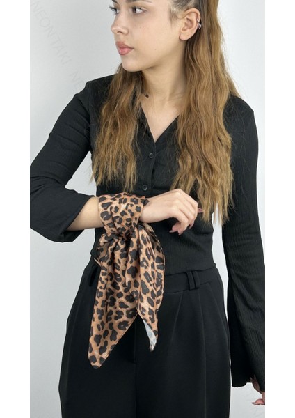 , Duyarlılık Etiketi ve Leopar Desen, Fular 32, 56cmx56cm