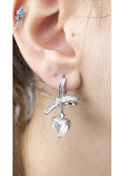 Zirkon Taşlı, Sallantılı Kalp Model, Küpe 355, Gümüş Renk