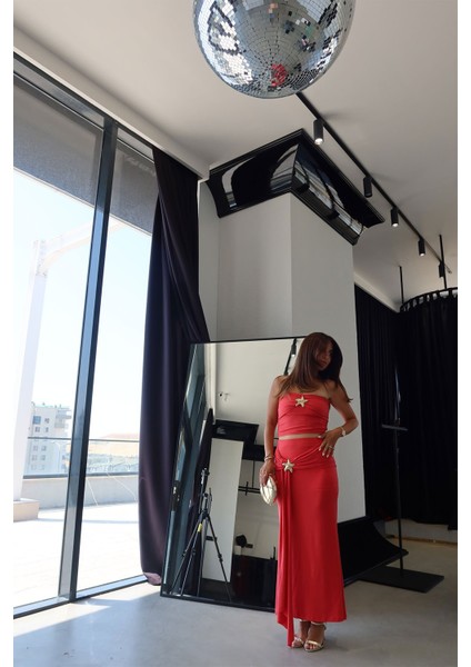 Aksesuar Detay Büstiyer Etek Takım fiyatları