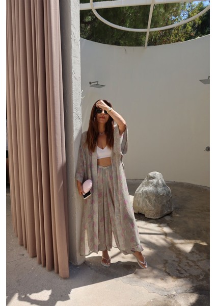 Çiçek Desenli Paçası Lastikli Pantolon