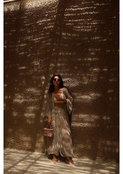 Çiçek Desenli Paçası Lastikli Pantolon modelleri