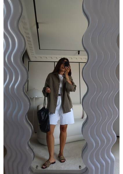 Paçası Kesik Kemerli Denim Şort