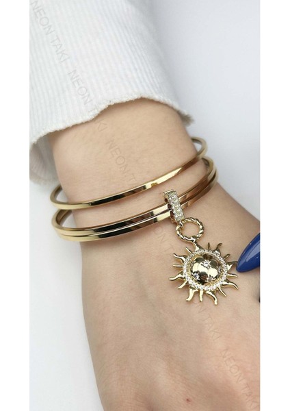Zirkon Taşlı, Güneş, Paslanmaz Çelik Ajda Charm 1, Kasa Altın Renk (BİLEKLİK DAHİL DEĞİLDİR!!)