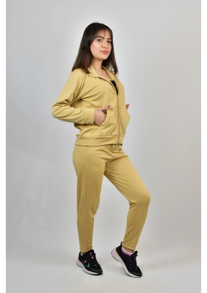 Kadın Akat Üst Dik Yaka Düz Paça Eşofman Takımı modelleri