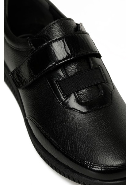 105600.Z5PR Siyah Kadın Düz Ayakkabı