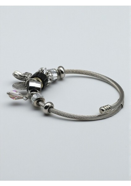 Şık Siyah Beyaz Kristalli Uyumlu Charm Bileklik modelleri