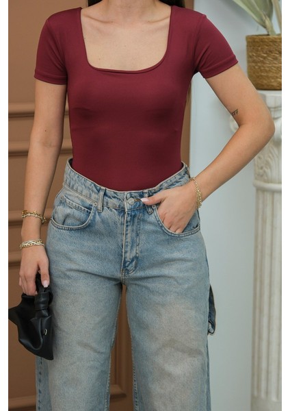 Kadın T-Shirt Kısa Kollu Kare Yaka Alttan Çıtçıtlı Slim Fit Zıbın Bluz indirimleri