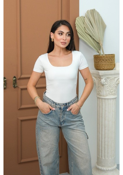 Kadın T-Shirt Kısa Kollu Kare Yaka Alttan Çıtçıtlı Slim Fit Zıbın Bluz fiyatları