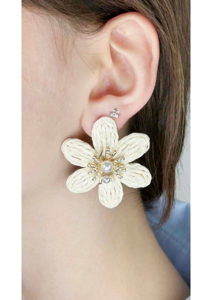 Çiçek Formunda Yazlık Hasır Küpe 635