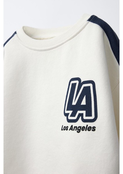 Erkek Çocuk Pamuklu Beyaz La Baskılı Sweatshirt Eşofman Alt-Üst Takım fırsatları