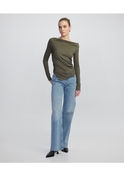 Kayık Yaka Tişört IW6250070016022 fiyatları